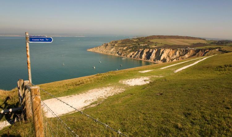 ホテル "Trinity" At Whitecliff Bay Isle Of Wight- Yarborough View 4 ベンブリッジ エクステリア 写真